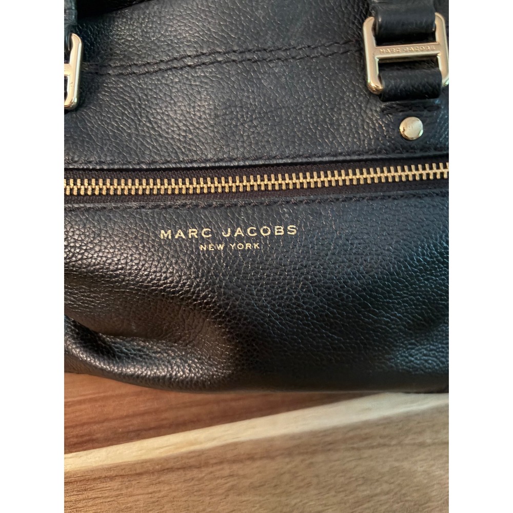 Marc Jacobs Black Leather Cruiser Satchel Bag with Crossbody Strap EUC - Picture 3 of 9